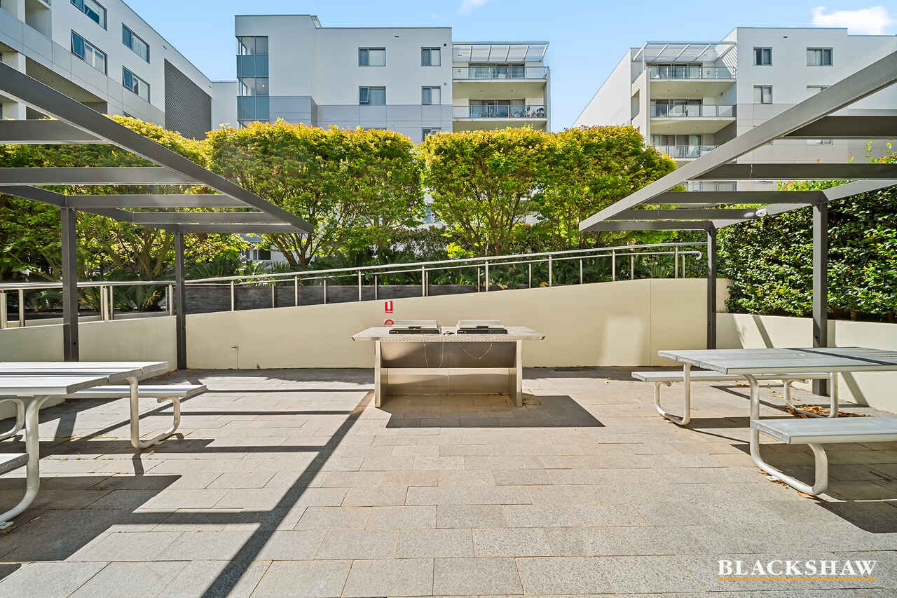 77/15 Coranderrk Street City