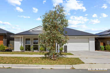 60 Erskine Loop Googong