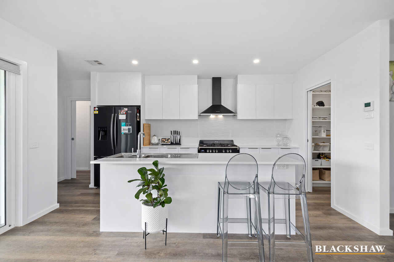 60 Erskine Loop Googong
