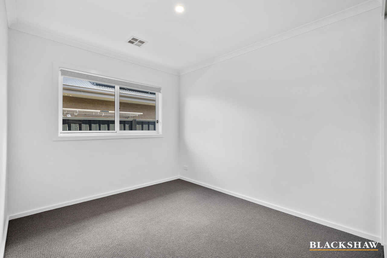 60 Erskine Loop Googong