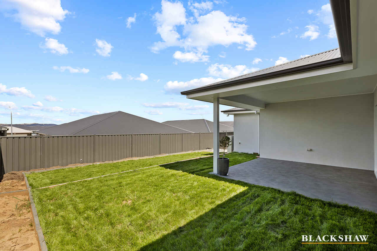 60 Erskine Loop Googong