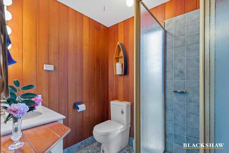 6 Hilltop Crescent Surf Beach