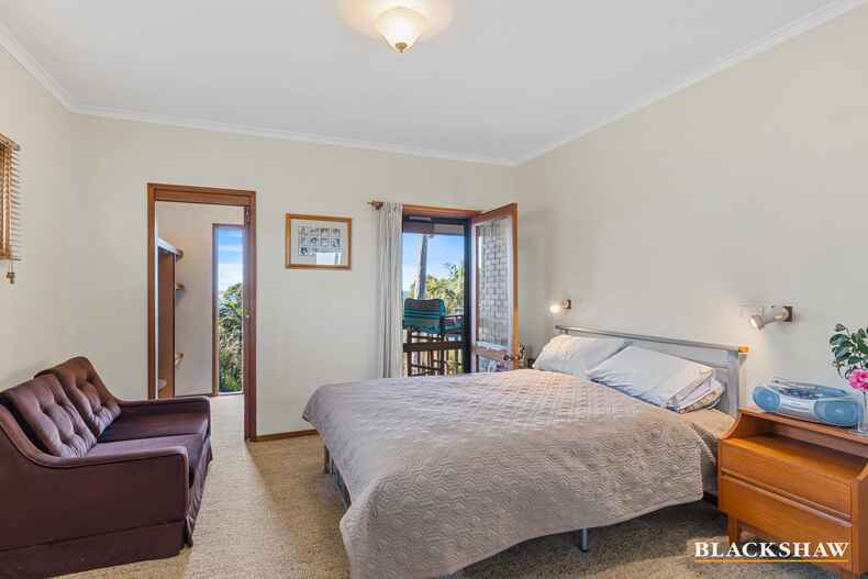 6 Hilltop Crescent Surf Beach
