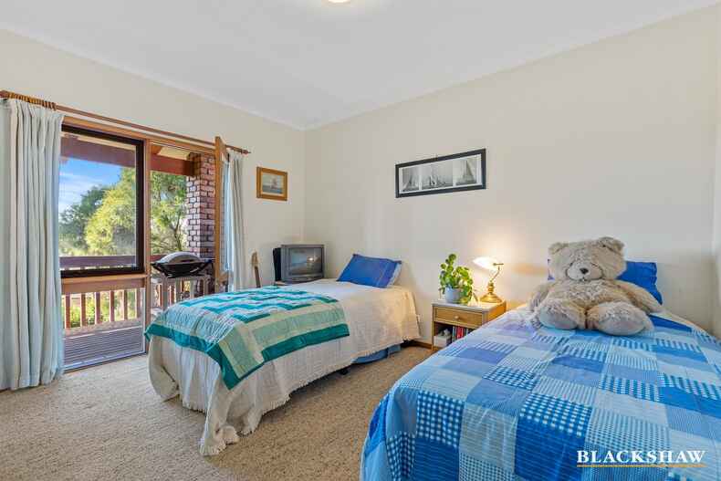 6 Hilltop Crescent Surf Beach