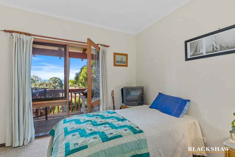 6 Hilltop Crescent Surf Beach
