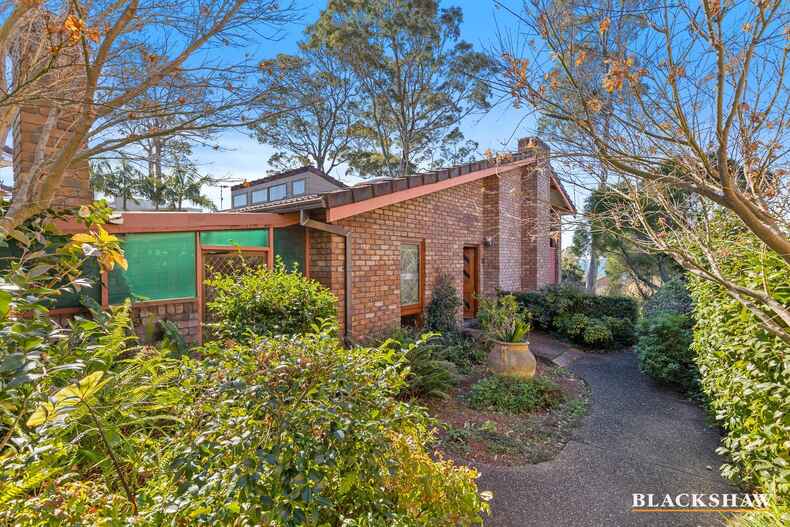 6 Hilltop Crescent Surf Beach