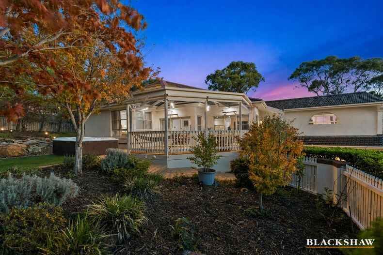 10/10 Taronga Place O'Malley
