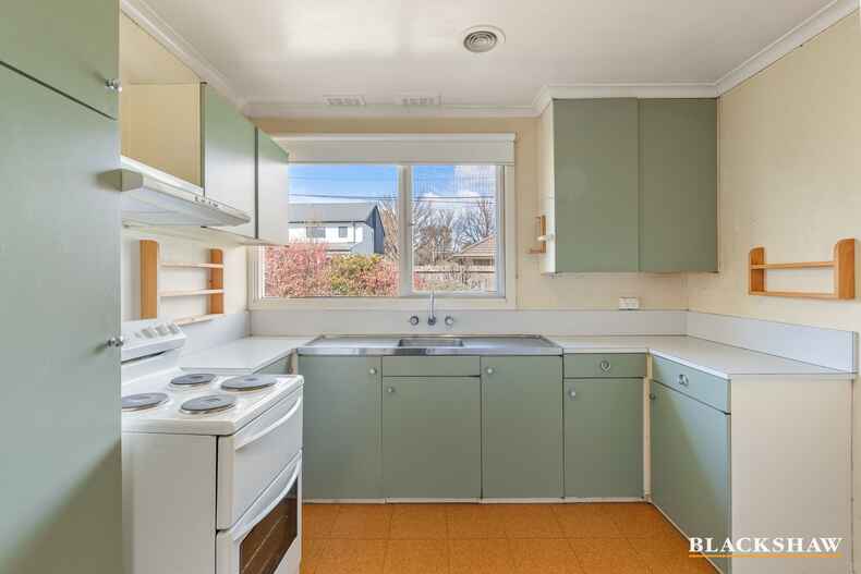 28 Lowrie Street Dickson 28 Lowrie Street Dickson