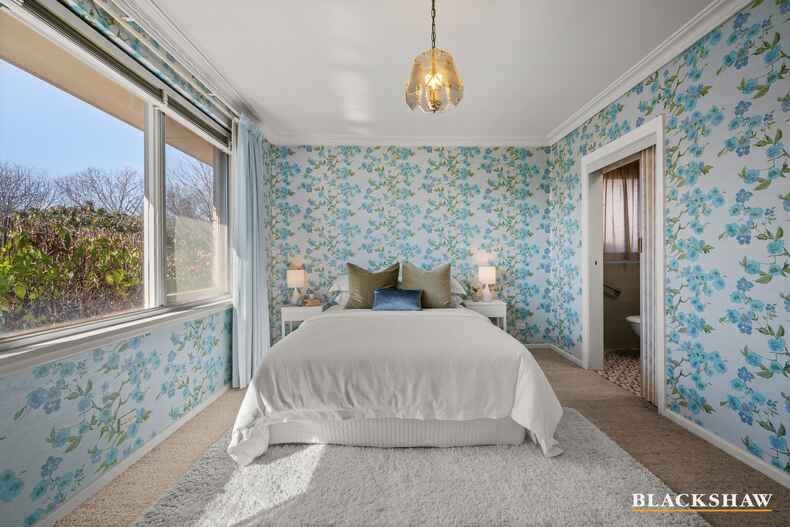 6 Sirius Place Red Hill