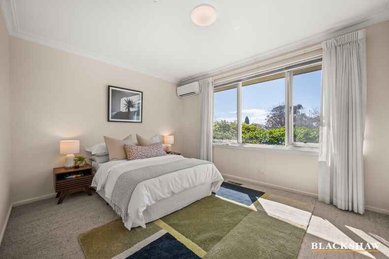 6 Sirius Place Red Hill