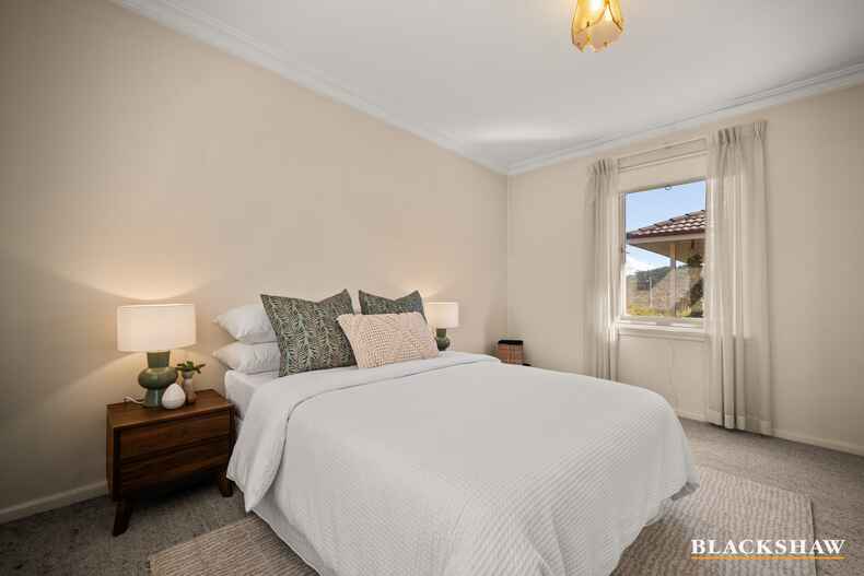 6 Sirius Place Red Hill