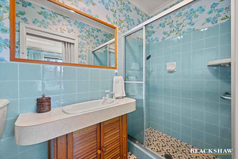 6 Sirius Place Red Hill