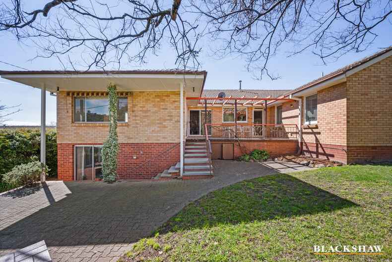 6 Sirius Place Red Hill