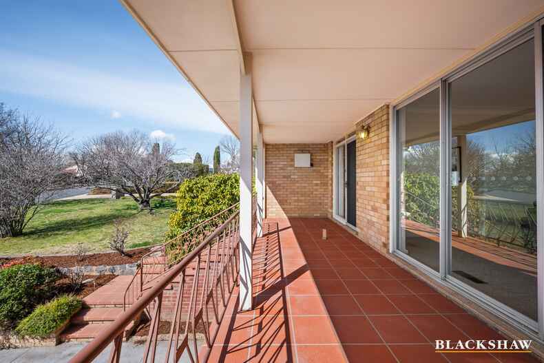 6 Sirius Place Red Hill