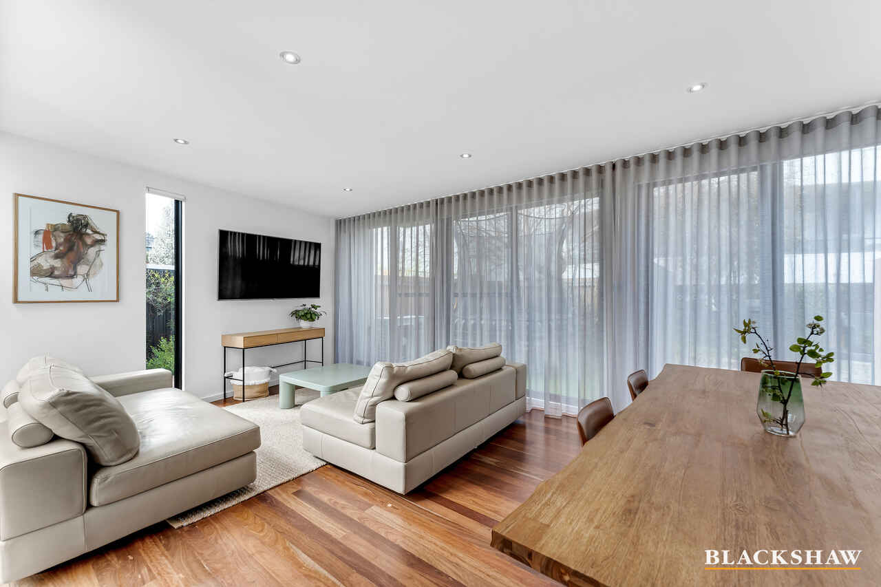 17/43 Hampton Circuit Yarralumla