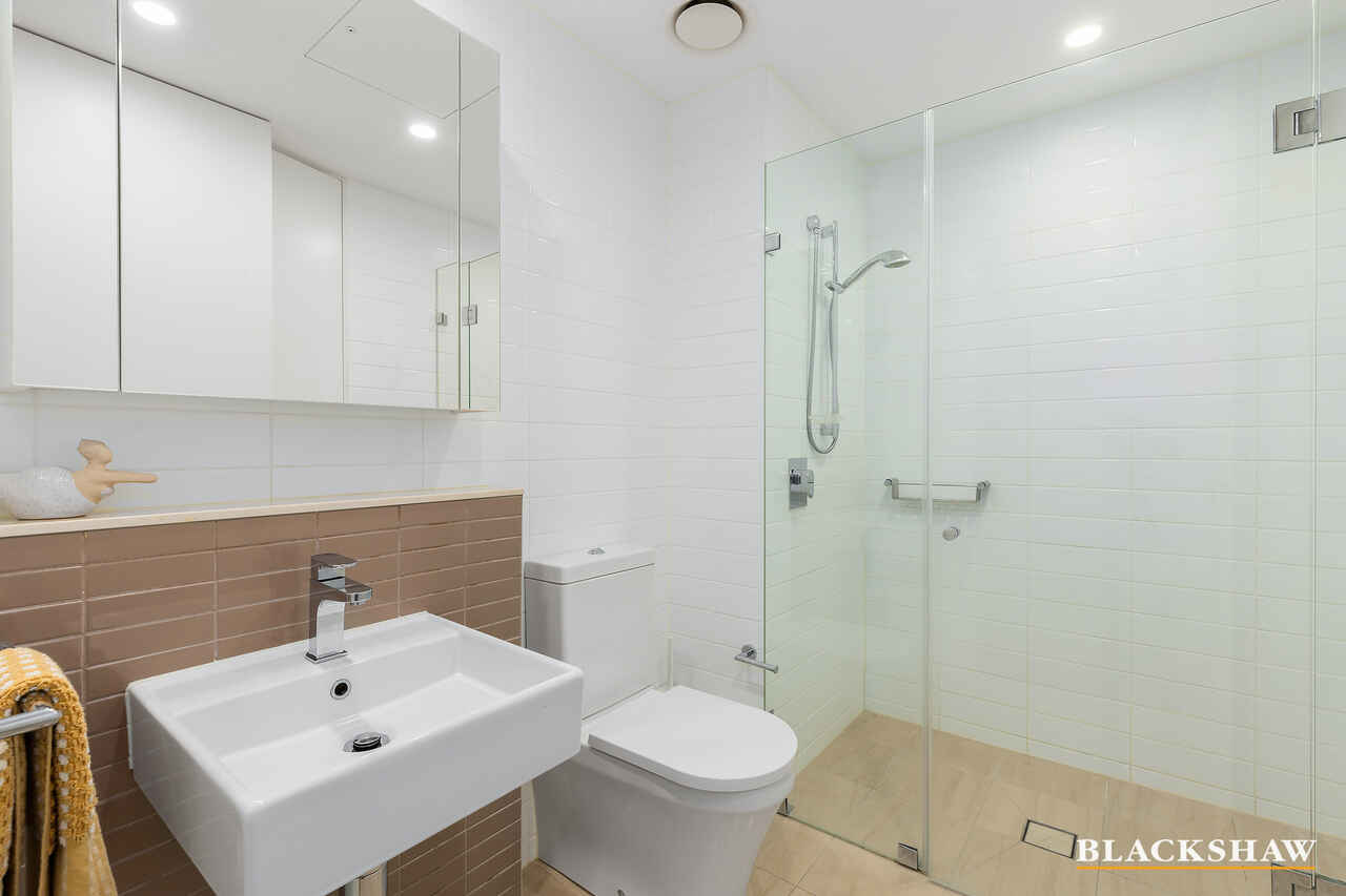 71/22 Eyre Street Kingston