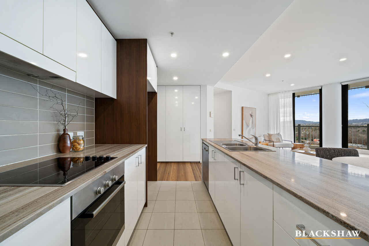 196/1 Mouat Street Lyneham