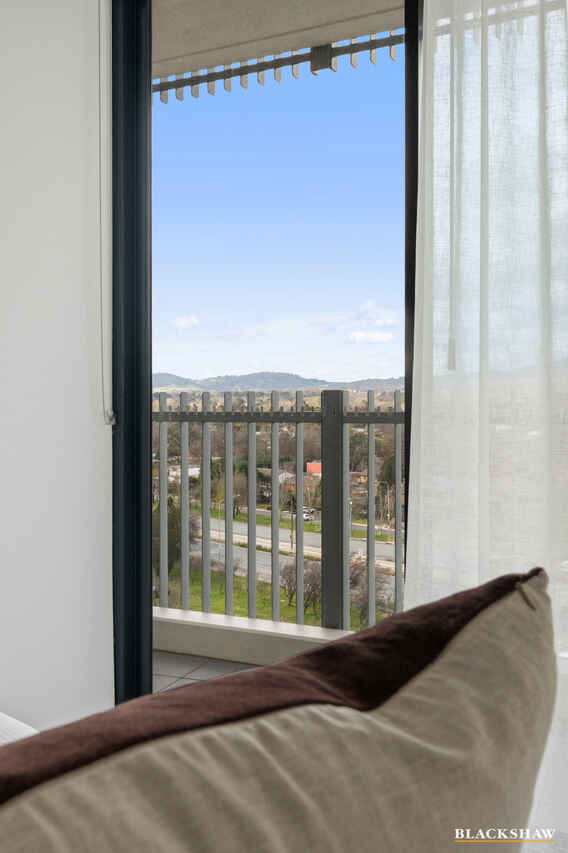 196/1 Mouat Street Lyneham