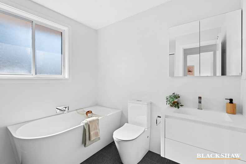 16 Burnett Street Kaleen