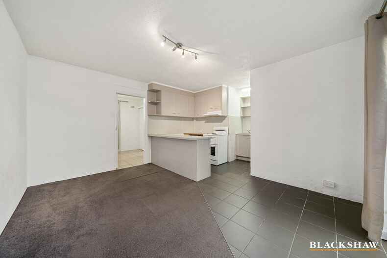 4/10 Waniassa Street Queanbeyan