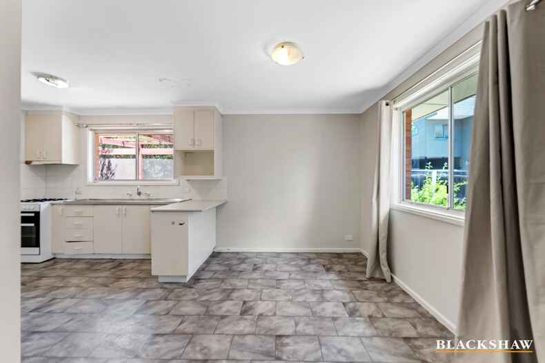 95 Gilmore Crescent Garran 95 Gilmore Crescent Garran