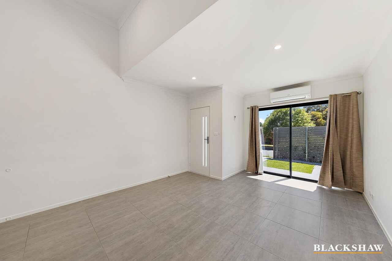 12/2 Travers Street Gordon
