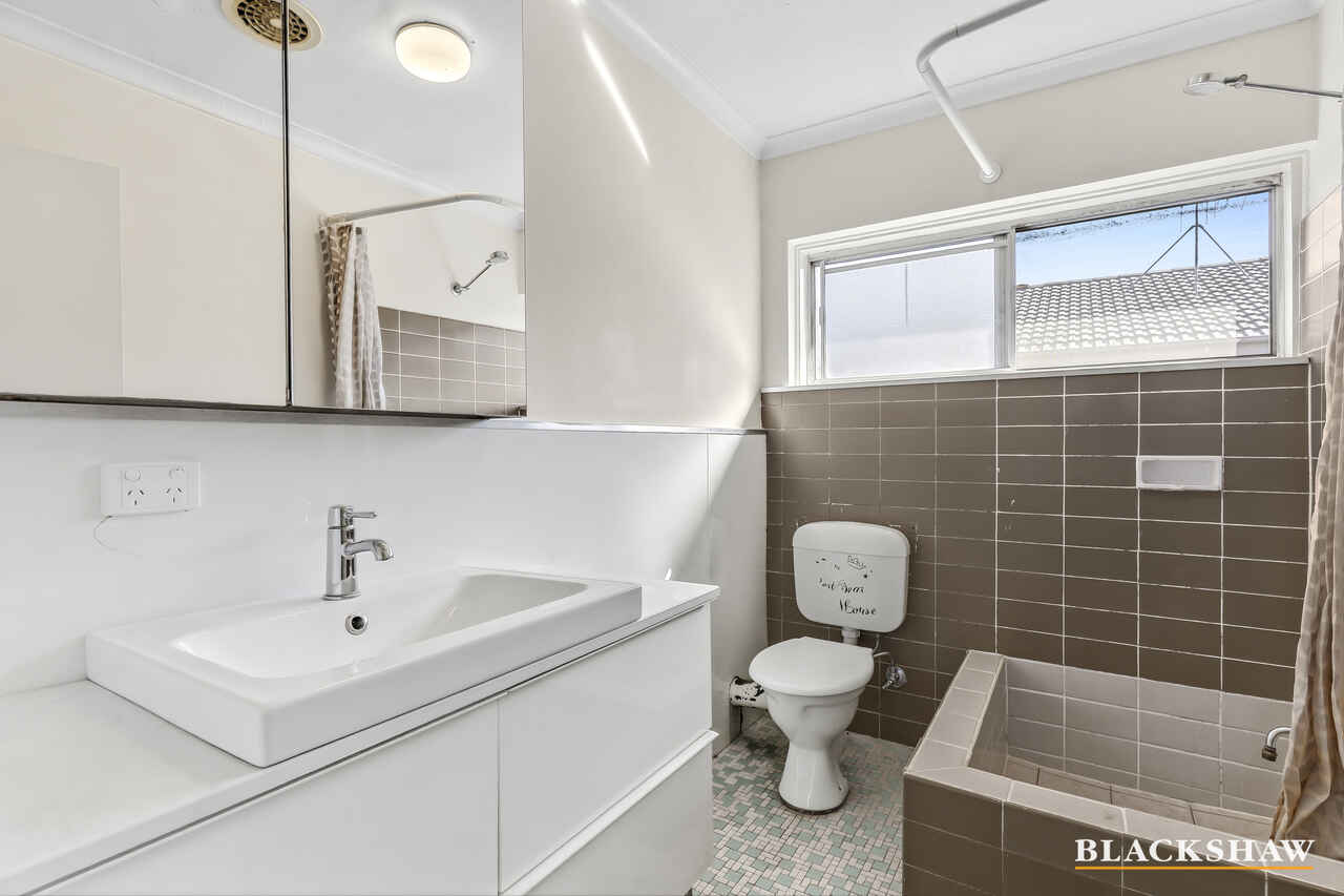 9/9 Wark Street Hughes