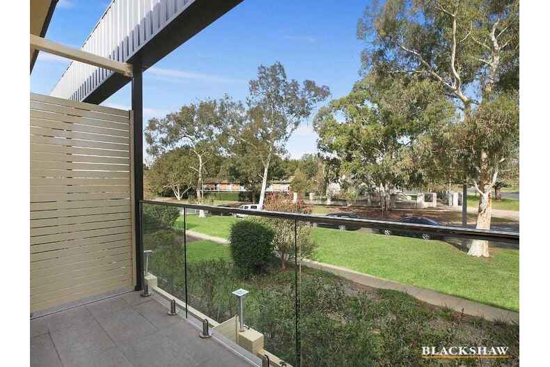51/47 McMillan Crescent Griffith