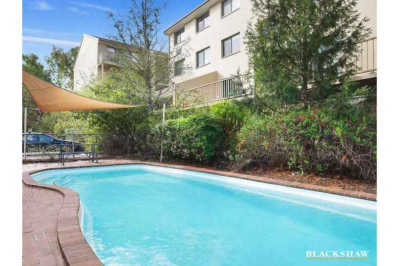 51/47 McMillan Crescent Griffith