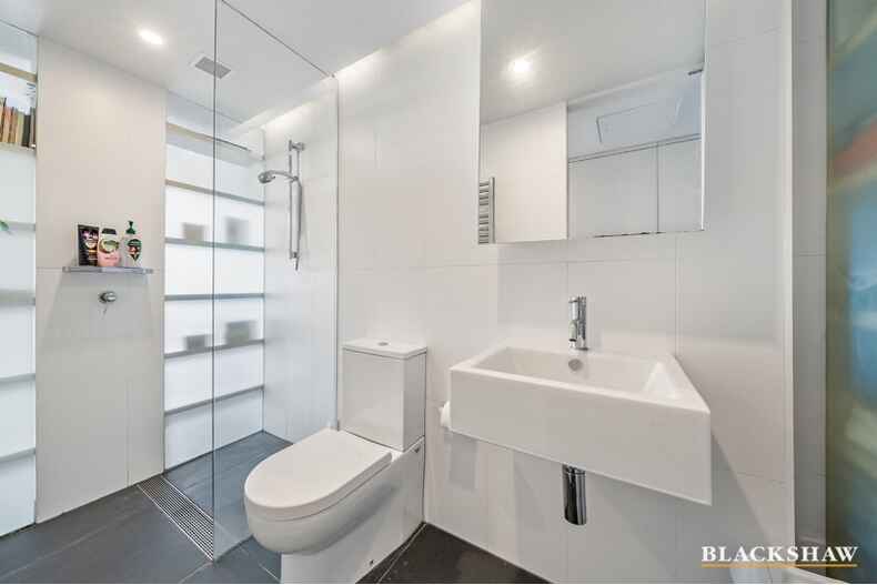 417/25 Edinburgh Avenue City