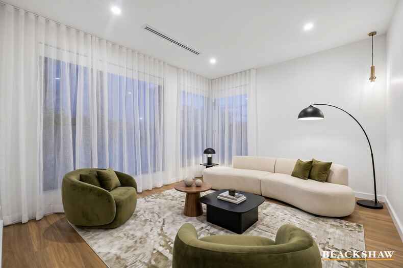 31 Maymuru Way Whitlam
