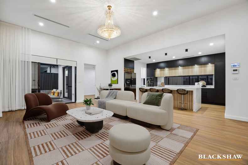 31 Maymuru Way Whitlam