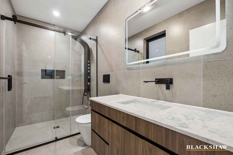 31 Maymuru Way Whitlam