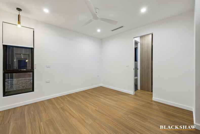 31 Maymuru Way Whitlam