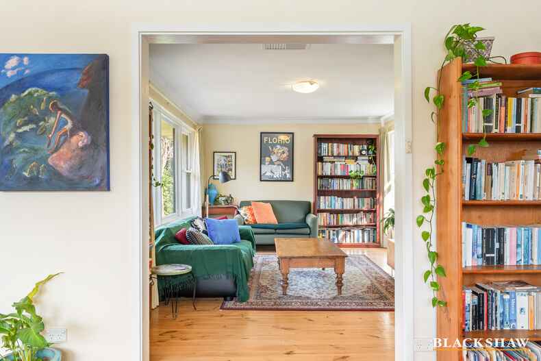 7 Tallara Parkway Narrabundah
