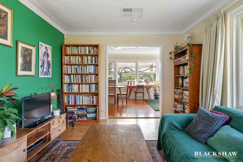 7 Tallara Parkway Narrabundah