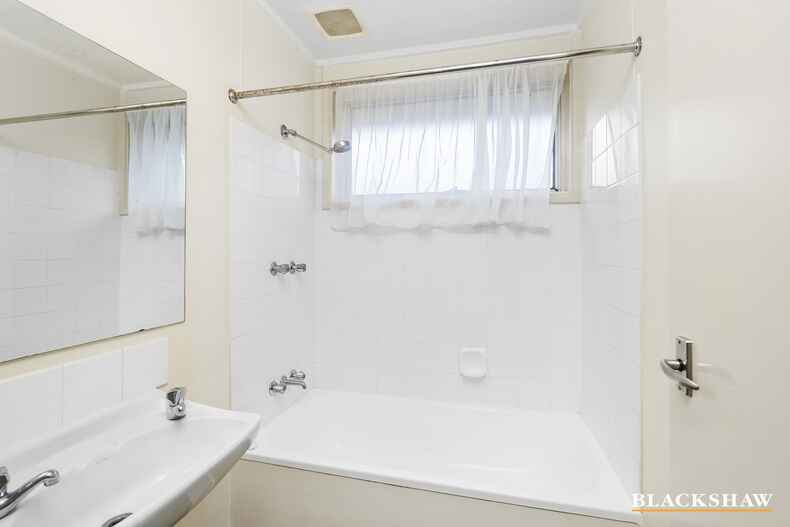 2 Rose Place Flynn