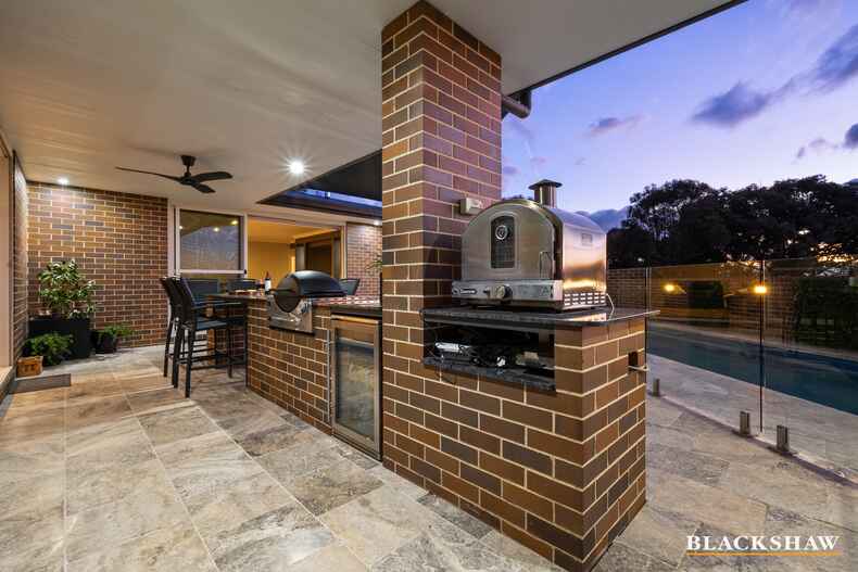 6 Hamilton Place Jerrabomberra