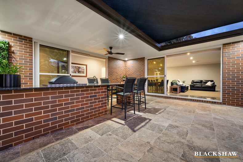 6 Hamilton Place Jerrabomberra