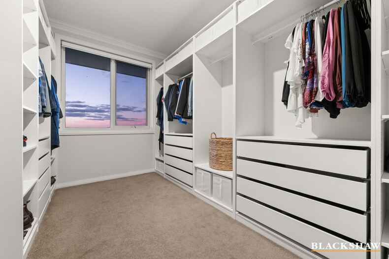 6 Hamilton Place Jerrabomberra