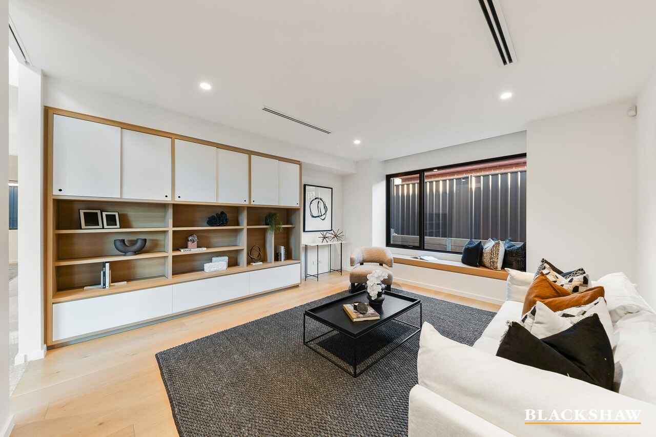 36 Musgrave Street Yarralumla