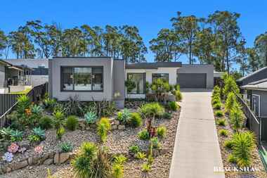 19 Currawong Crescent Malua Bay