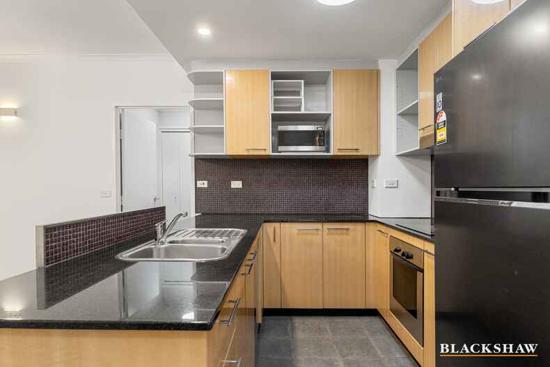 309/16 Moore Street City