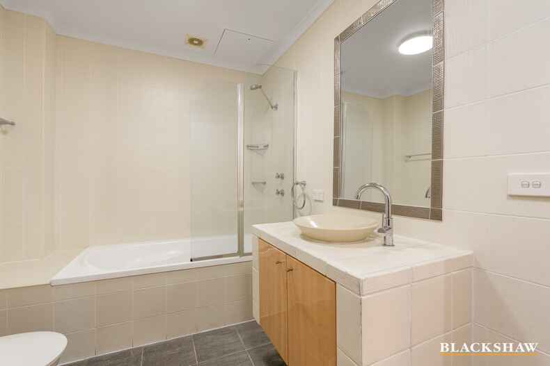 309/16 Moore Street City