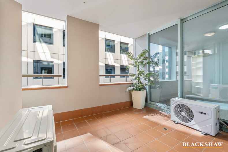 309/16 Moore Street City