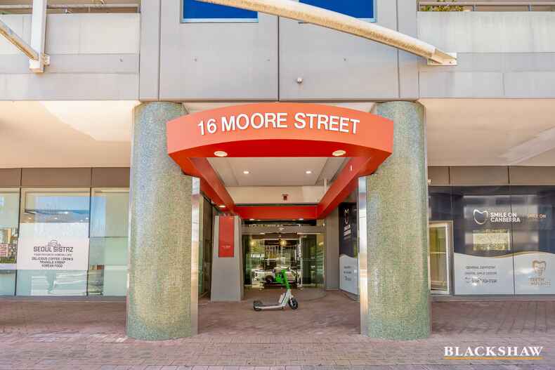 309/16 Moore Street City
