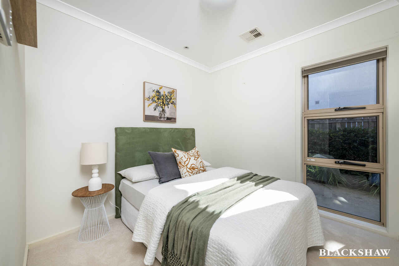 5 Tabbara Crescent Crace