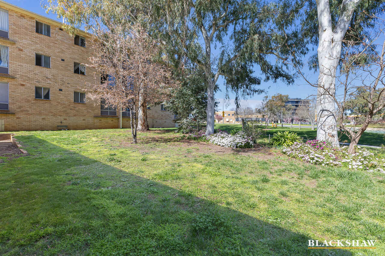 15/143 Carruthers Street Curtin