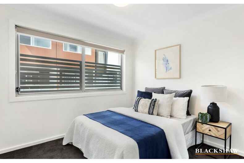 33/96 Arthur Blakeley Way Coombs
