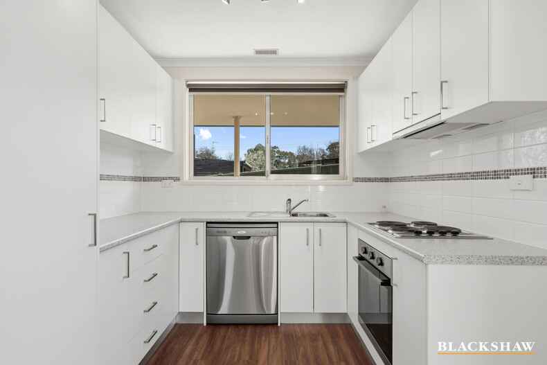 2/28 McInnes Street Weston 2/28 McInnes Street Weston